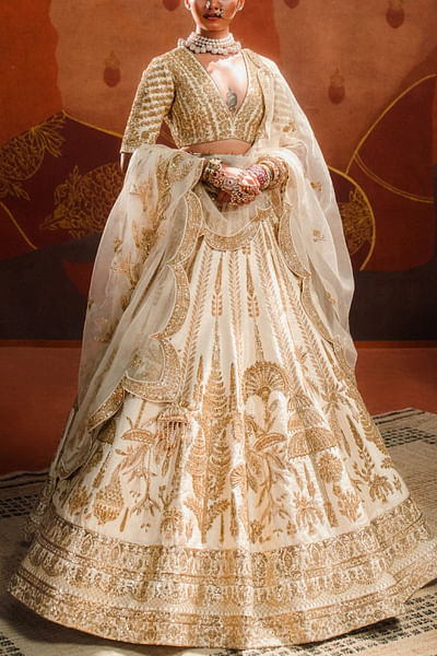 Ivory zardozi embroidered lehenga set