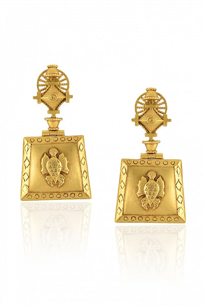 Gold plated turtle earrings