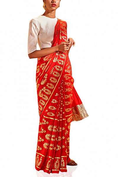 Red durga crepe sari set