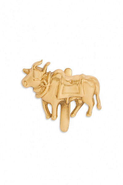 Gold plated cow nose pin