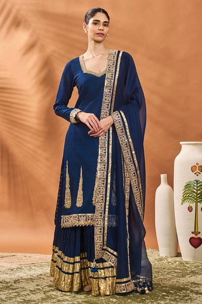 Blue embroidered kurta set