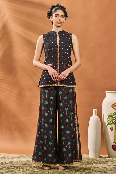 Black floral and tree printed co-ords