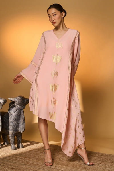 Baby pink high low crepe silk kaftan