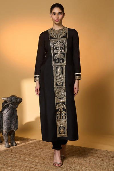 Masaba Black embroidered raw silk kurta set MASFEB26D239442