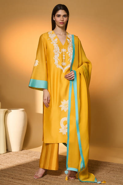 Masaba Yellow embroidered chanderi kurta set MASFEB26D239435