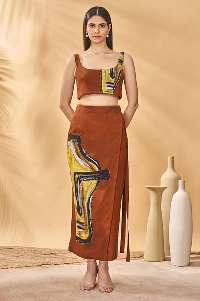 Brown face printed wrap skirt set