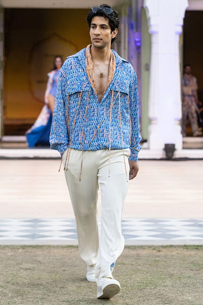Blue ocean printed shirt
