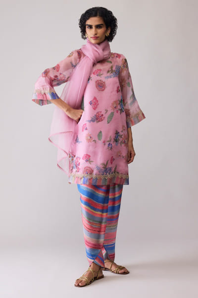 Pink organza dupatta