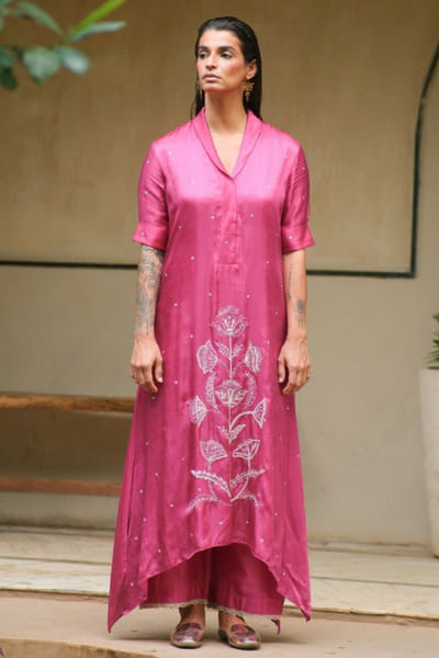 Mauve pink embroidered satin kurta set