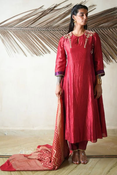 Red embroidered kurta set