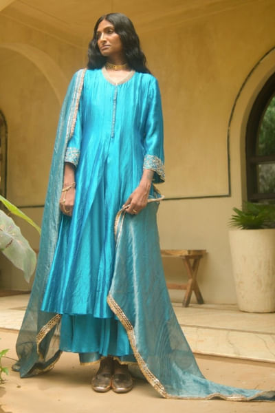 Turquoise blue embroidered silk kurta set