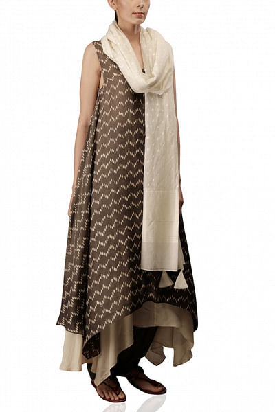 Printed double layer sleeveless cone dress with off white dupatta