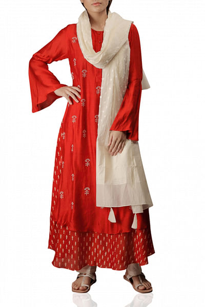 Fish print double layer kurta with all over embroidery