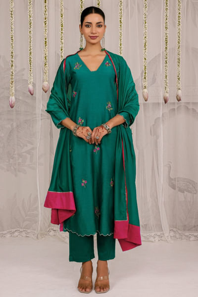 Emerald green floral embroidered kurta set