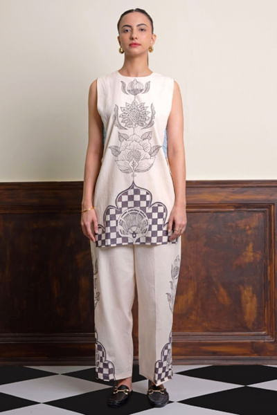 Black and white hand painted short kurta