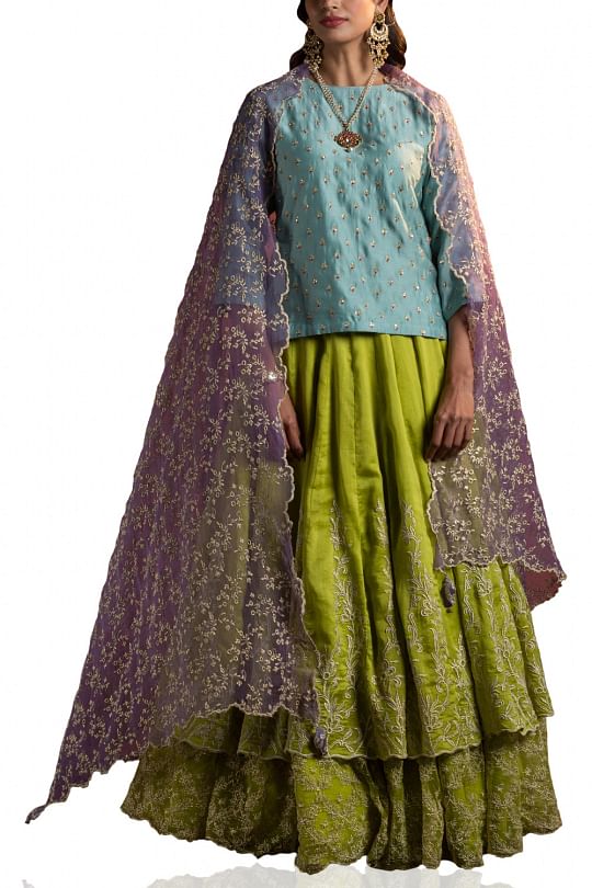 Naaz by Noor