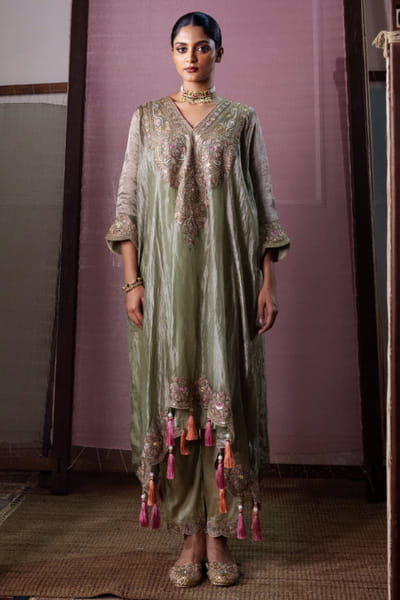 Nabo Green marodi and thread embroidered kaftan set NABOJUL26D149303