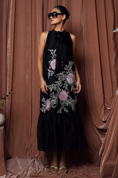 Nabo Black floral embroidered dress NABOAUG26D153473