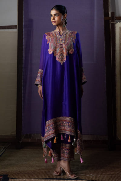 Nabo Purple zari embroidered kaftan set NABOJUL26D149305