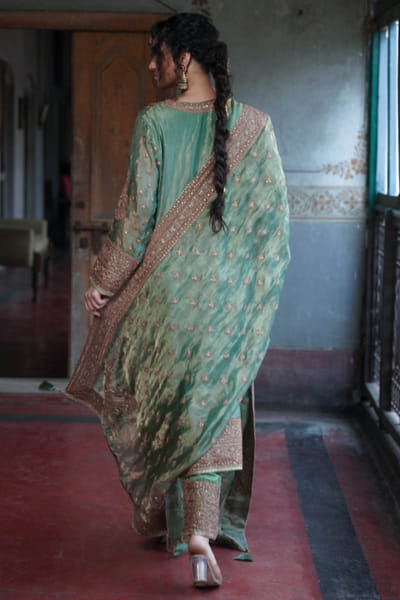 Nabo Sage green zari embroidered kurta set NABOJUL26D149306