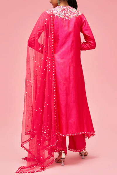 Nachiket Barve Fuchsia pink embroidered kurta set NAB22FMAR04