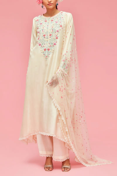 Nachiket Barve Ivory silk kurta set NAB22FMAR06