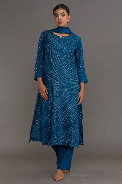 Naina Jain Blue bandhani-silk kurta set NAINJUN26D148495
