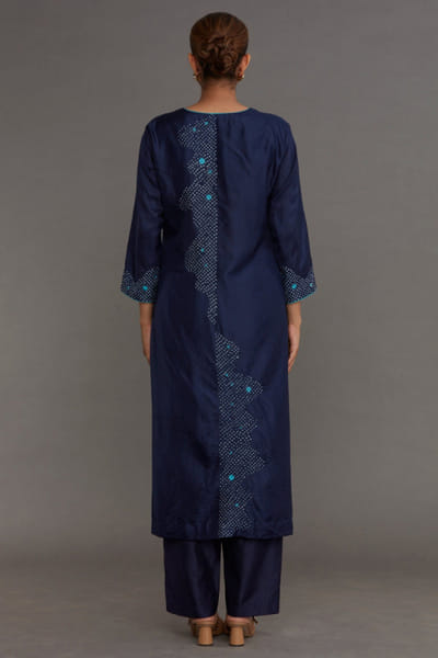 Naina Jain Blue bandhani silk kurta set NAINMAY26D145195
