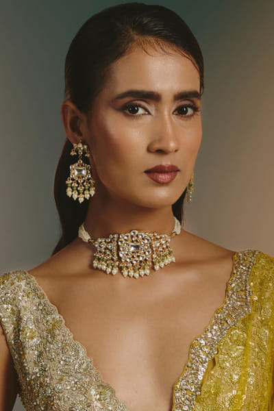 Namasya White pearl and kundan choker set NAMAAUG26D152847