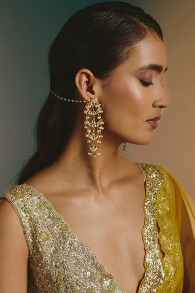 Namasya White pearl embellished kundan earrings NAMAAUG26D152850