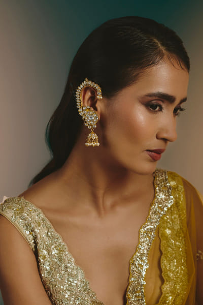 Namasya White kundan earcuffs NAMAAUG26D152858