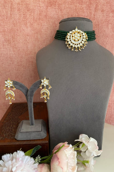 Namasya White-dark green kundan pearl choker set NAMAMAY26D144209