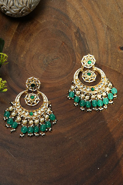 Kundan and pearl embellished chandbaalis