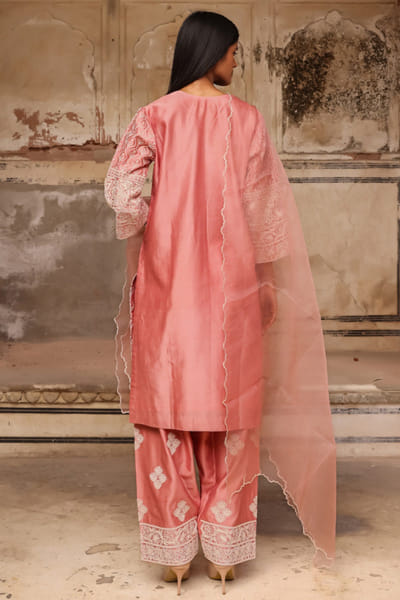 Charu Makkar Old rose pink dori embroidered kurta set CHARMAY26D144143