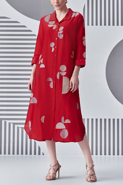 Red circle thread work shirt dress