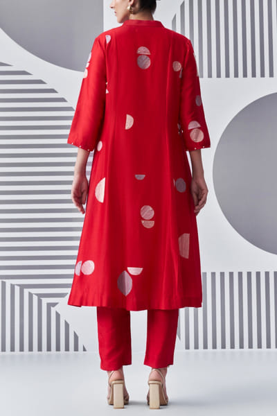 Nachiket Barve Red circle thread work kurta set NABSEP24D109