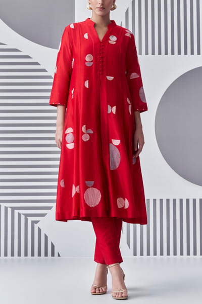 Nachiket Barve Red circle thread work kurta set NABSEP24D109