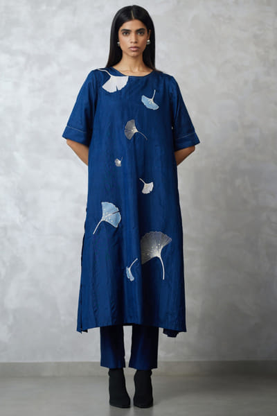 Nachiket Barve Indigo crushed silk kurta set NACSEP25D133504
