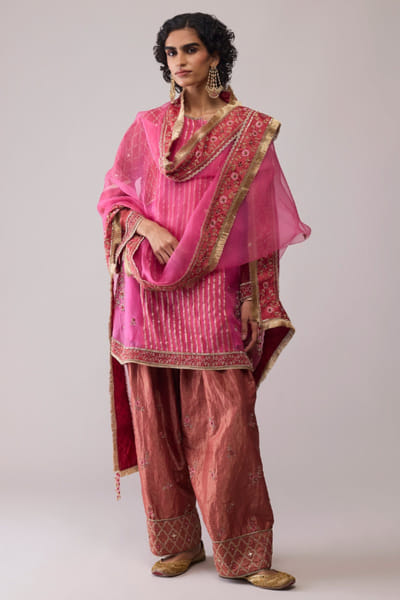 Red and pink Mughal jaal embroidered kurta set