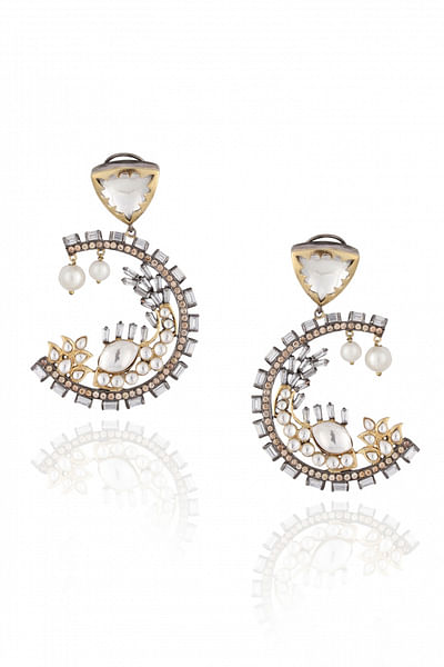 Half-moon earrings