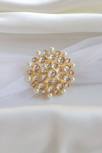 Gold finish kundan studded ring