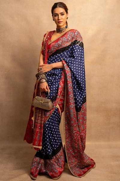 Blue bandhani and ajrakh print sari set