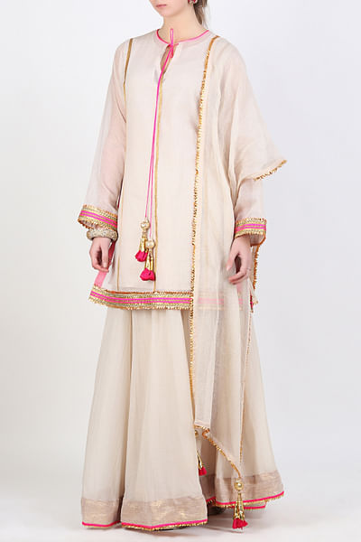 Ivory kurta with skirt and dupatta