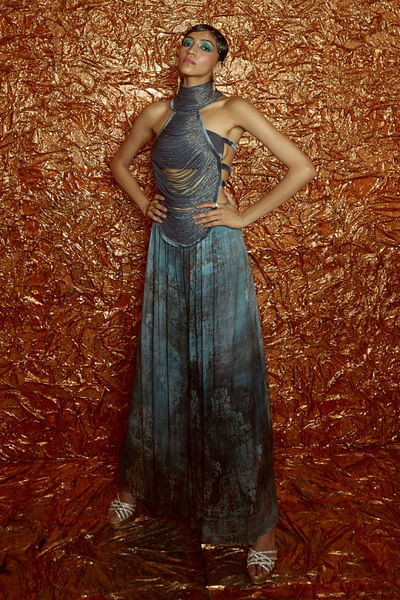 Flint grey velvet bustier and printed pant