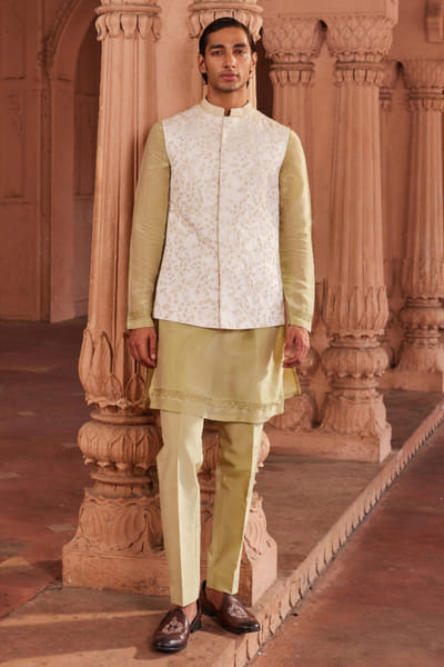 Contrast By Parth Ivory hand embroidery Nehru jacket set CONAUG25D133701