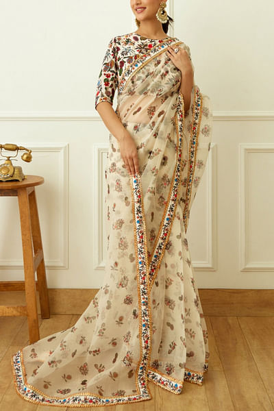 Ivory floral jaal print saree set