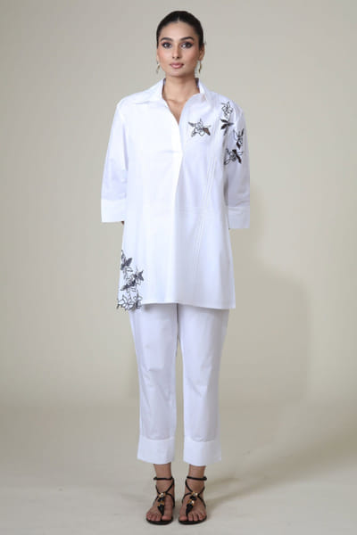 White pleated cotton tunic