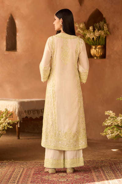 Sheetal Batra Ivory and mint green embroidered kurta set SHEEMAY26D144665