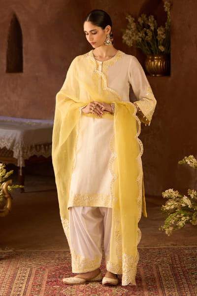 Sheetal Batra Ivory and yellow pearl embellished kurta set SHEEMAY26D144675