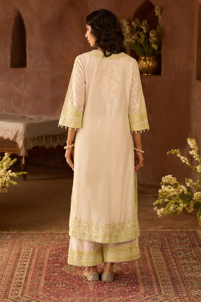 Sheetal Batra Ivory and green sequin embroidered kurta set SHEEMAY26D144660